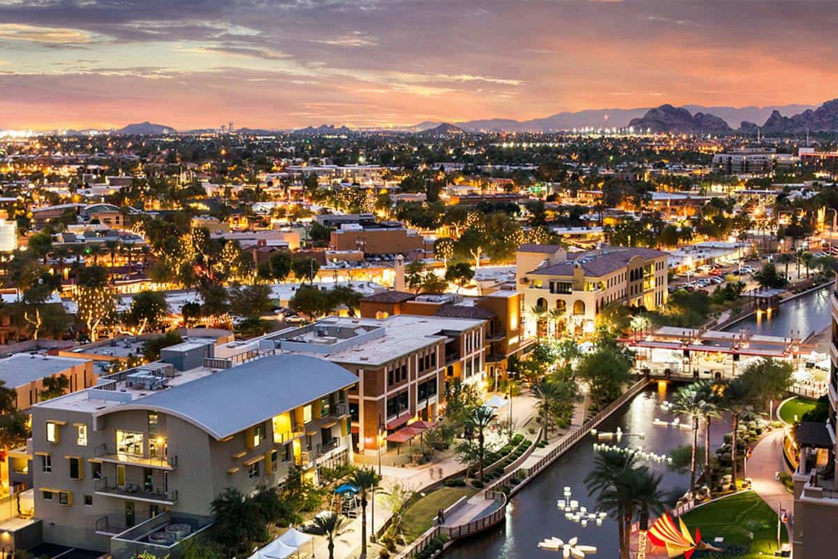 Clima secco con 15-24°C a Scottsdale, Arizona 10 Clima secco con 15-24°C a Scottsdale, Arizona