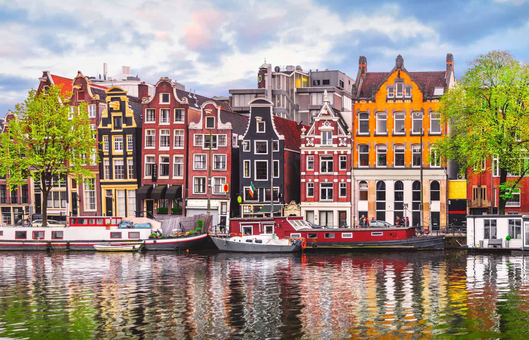 Amsterdam: un gioiello europeo tra canali, arte e cultura 13 Amsterdam: un gioiello europeo tra canali, arte e cultura