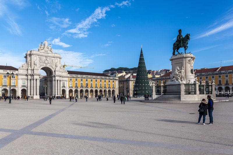 Viaggio a Lisbona: cosa portare in valigia per il viaggio 1 Viaggio a Lisbona: cosa portare in valigia per il viaggio