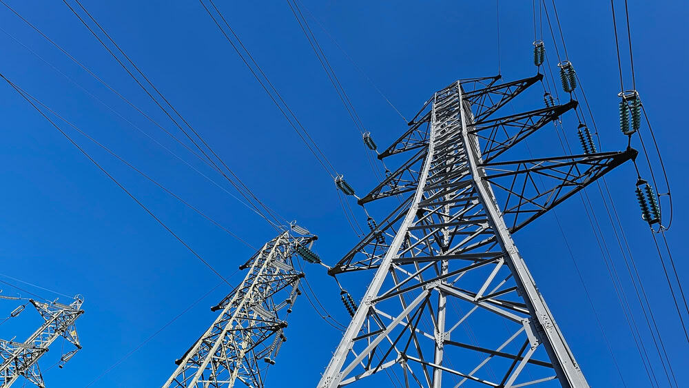 Nuove regole per l’energia elettrica: approvazione ministeriale 2 shutterstock 2479498909