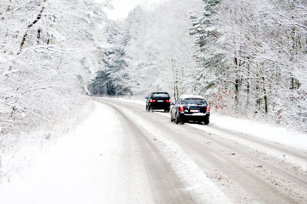 METEO Tempesta Darragh in Francia: venti oltre 130 km/h, allerta arancione e treni sospesi