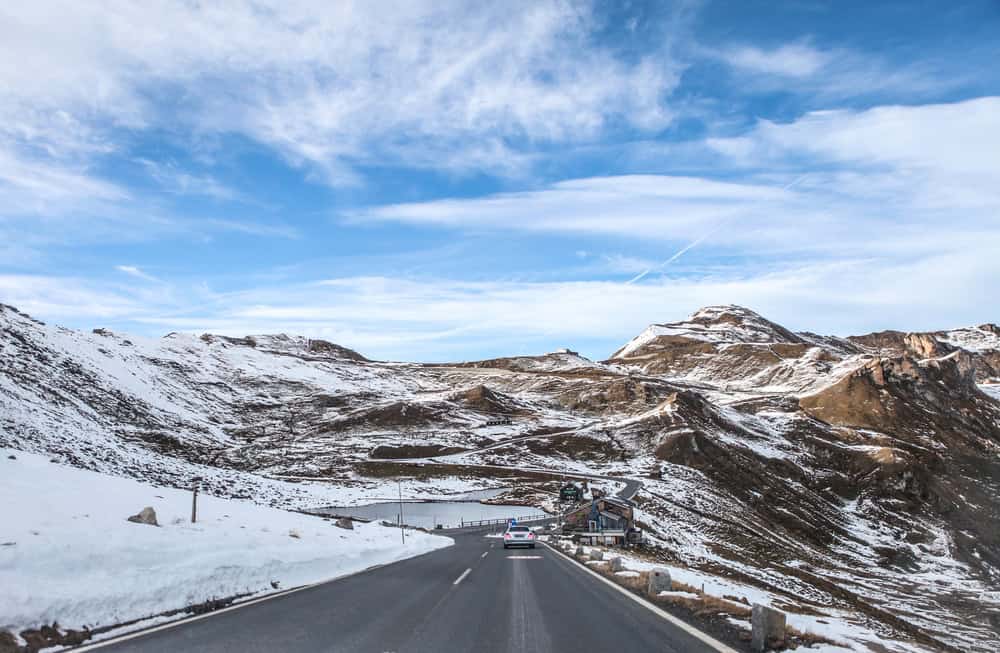 Meteo: nuova ondata di maltempo in arrivo con pioggia e neve, ecco dove nevicherà tra 4 giorni