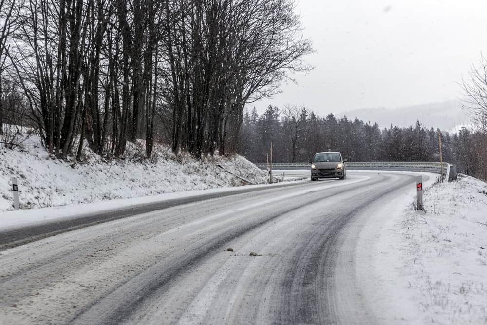 Meteo Natale: bassa pressione, venti di burrasca e clima mite con cieli grigi