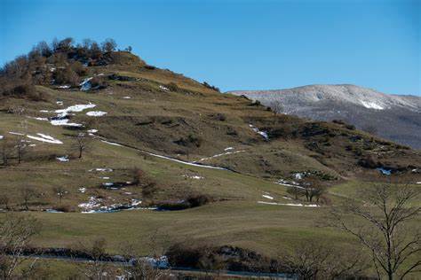 Sci, ciaspolate in Abruzzo. Turismo a Monte Macchione 25 Sci, ciaspolate in Abruzzo. Turismo a Monte Macchione