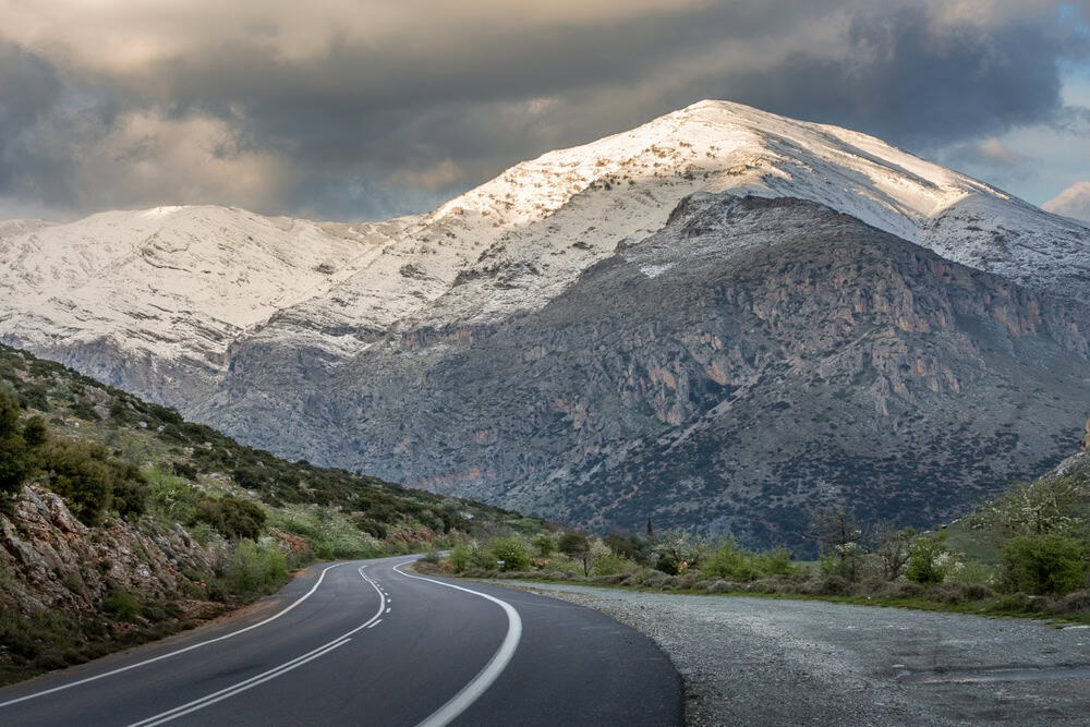 Meteo Grecia: forti temporali, prime nevicate in Attica e calo termico in arrivo