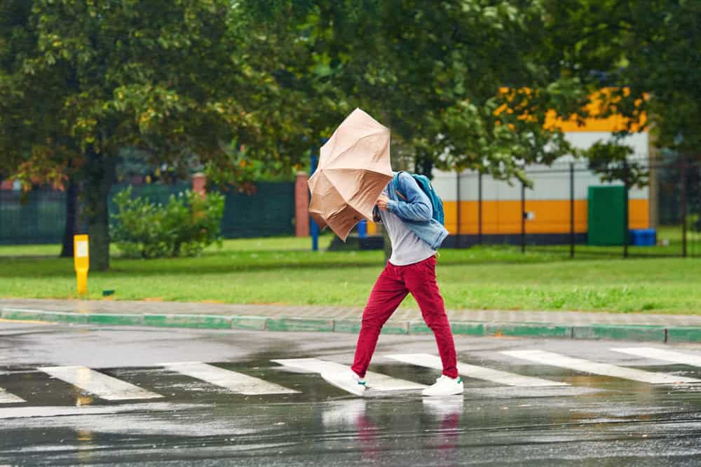Meteo Senna Marittima: allerta gialla per venti forti e raffiche violente nel fine settimana