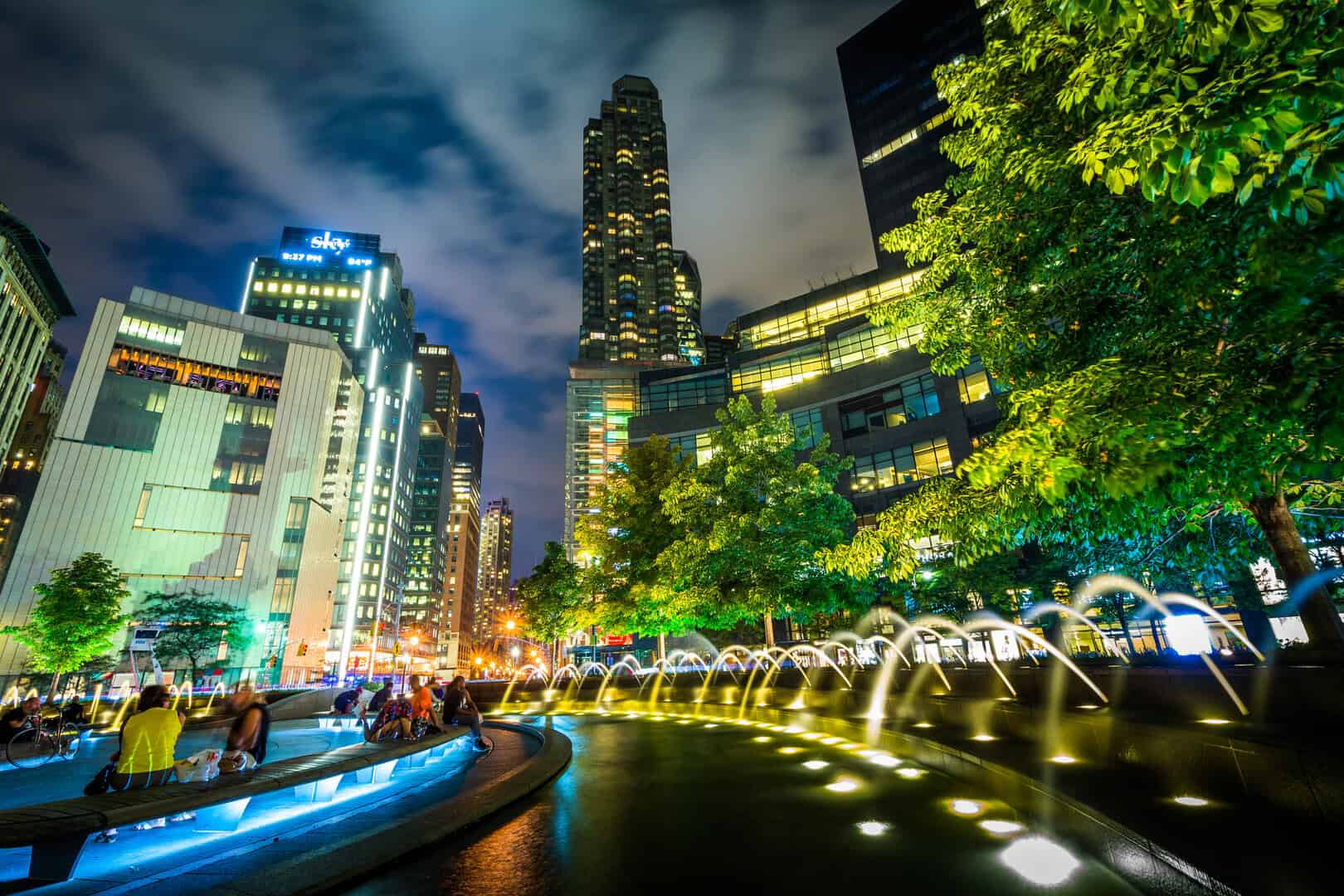 Columbus Circle a New York. Nevicate e freddo 2 dreamstime m 59282840