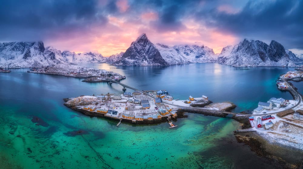 Meteo Neve e vento creano caos in Norvegia centrale: traffico in difficoltà