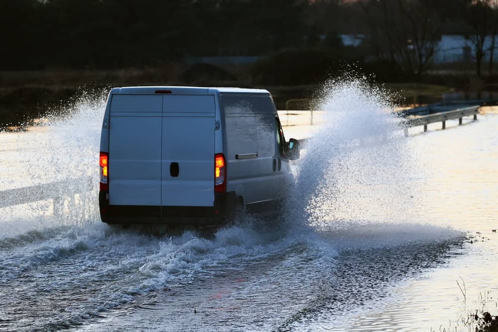 Meteo apocalittico sul Mar Baltico: Kołobrzeg devastata dal maltempo