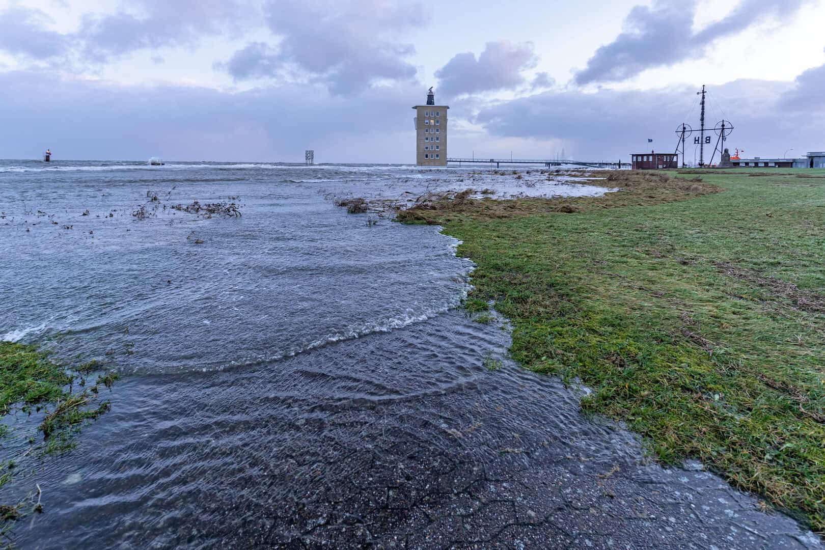 Meteo Gennaio 2025: uragani e temporali scuotono la Sassonia-Anhalt