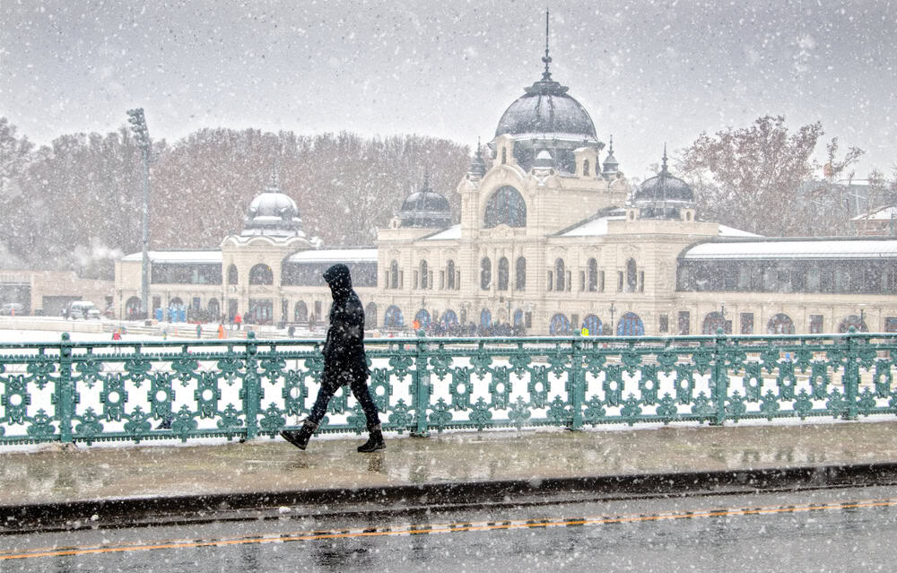 Meteo Ungheria: neve e pioggia gelata in arrivo, temperature in calo