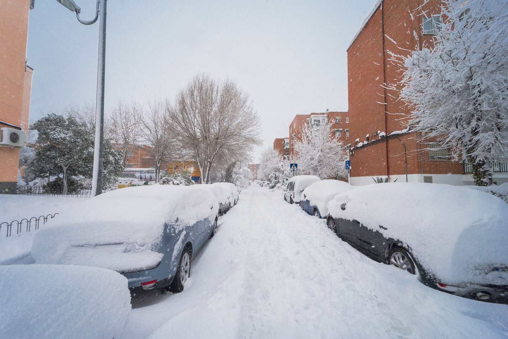 Meteo: crollo del vortice polare, gelo estremo e neve in arrivo per San Valentino 2025? L’Europa trema!