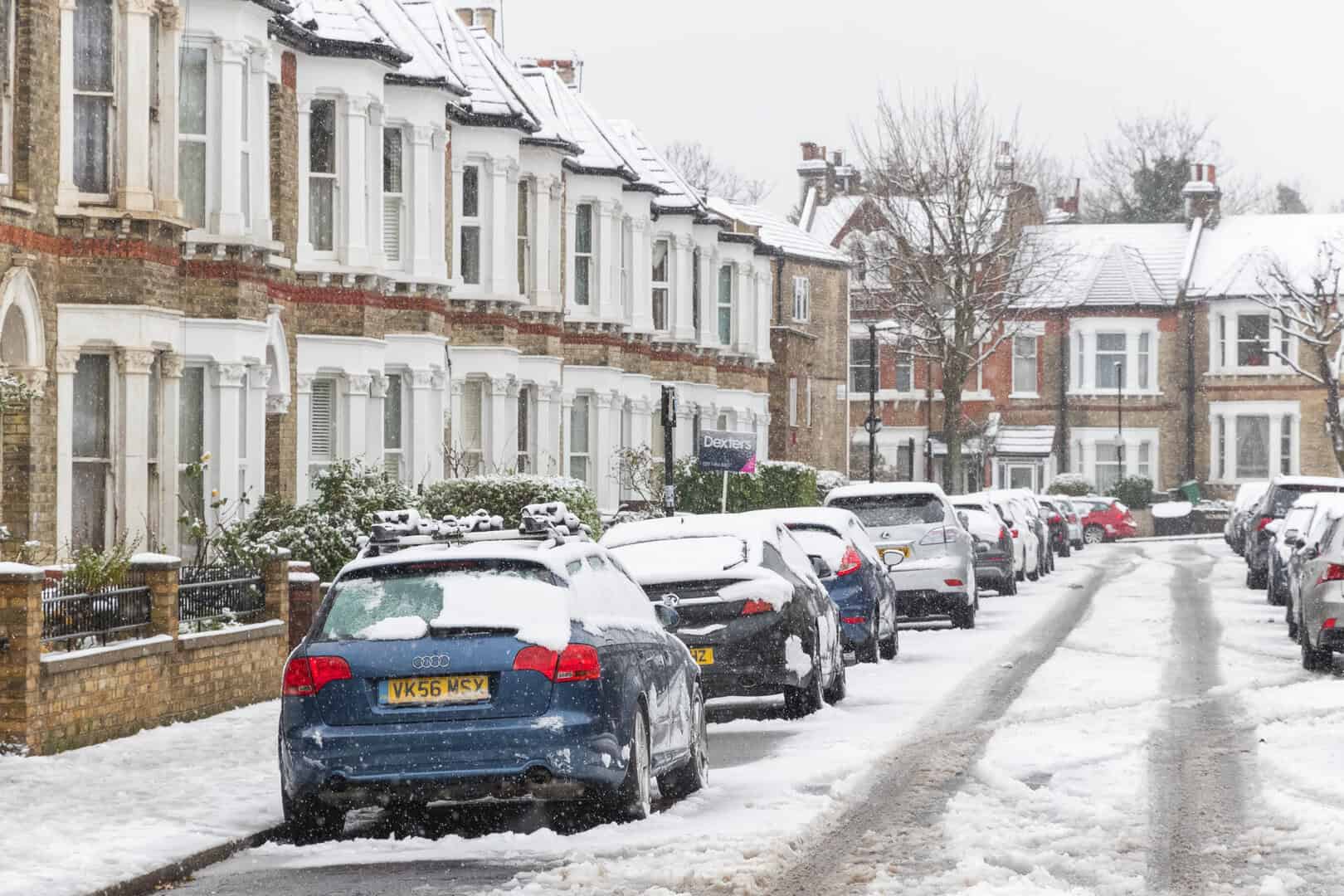 Meteo Regno Unito: tempesta di neve lunga 600 km in arrivo su Scozia e Inghilterra, coinvolte otto grandi città