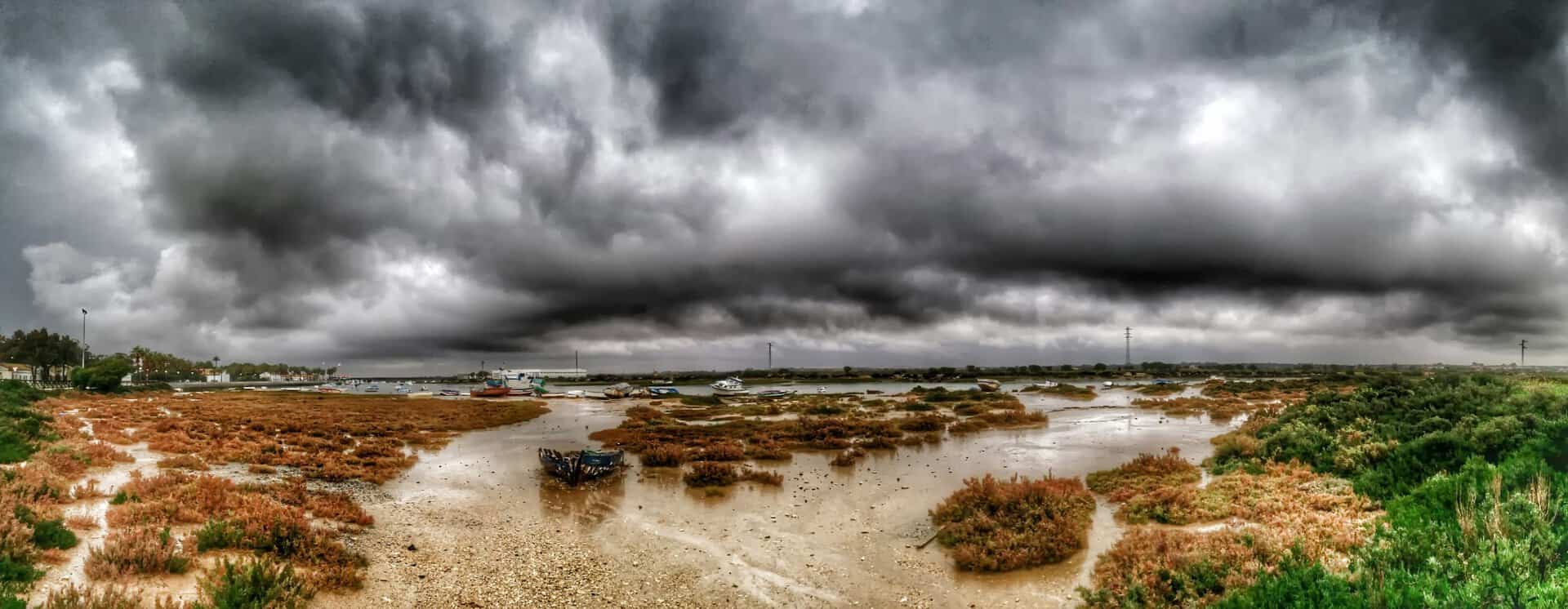 Meteo Barcellona: mercoledì di pioggia intensa e temperature in calo
