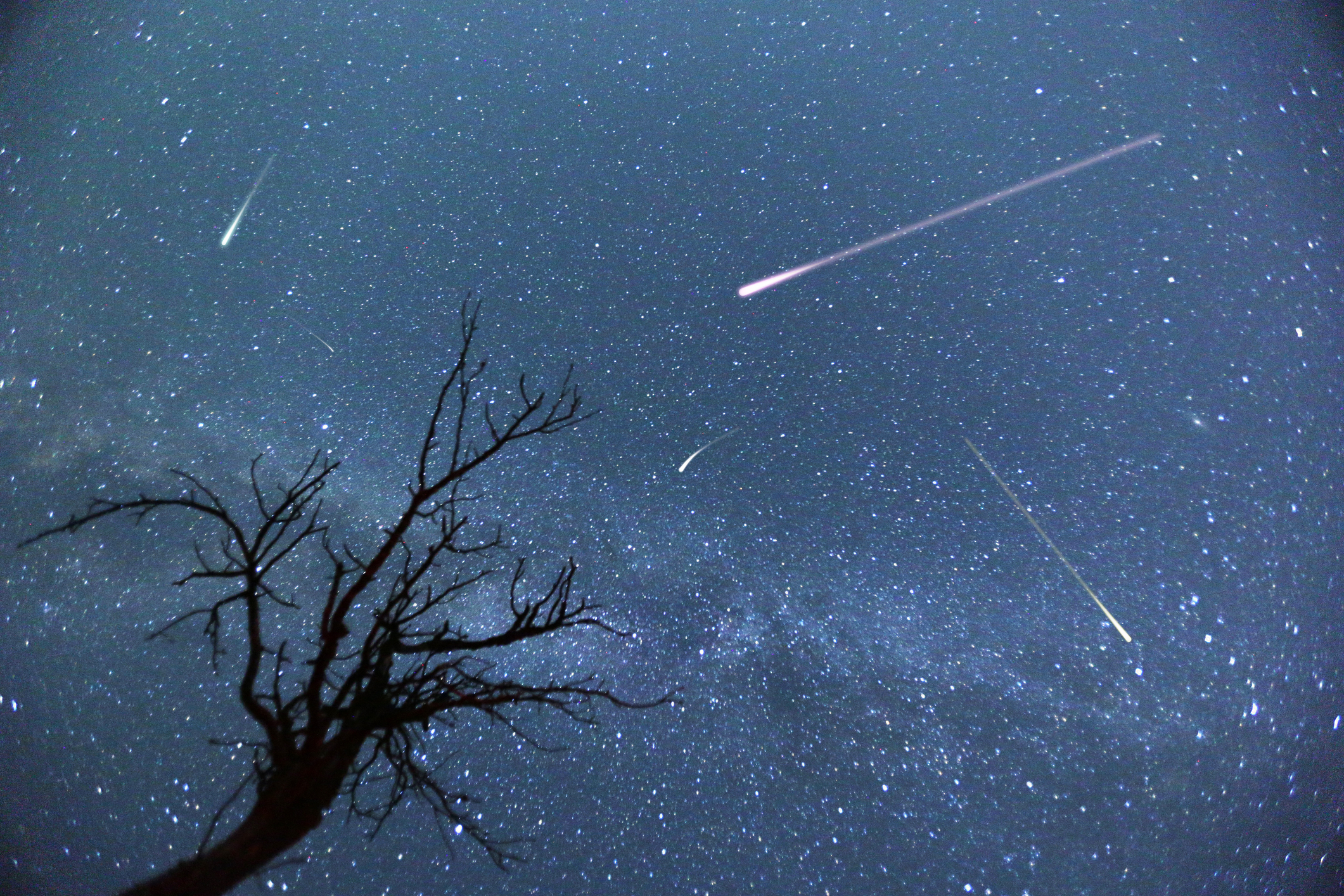 Eta Aquaridi 2025: lo sciame meteorico da non perdere il 6 maggio