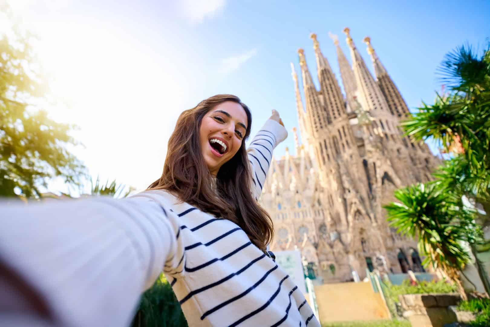 Travel: Azerion svela i trend per il 2025, tra eco-turismo e viaggi in solitaria