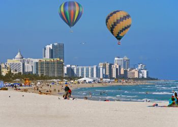 hot-in-Florida-2307