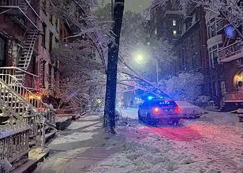 New York nelle prime ore della temperatura di neve